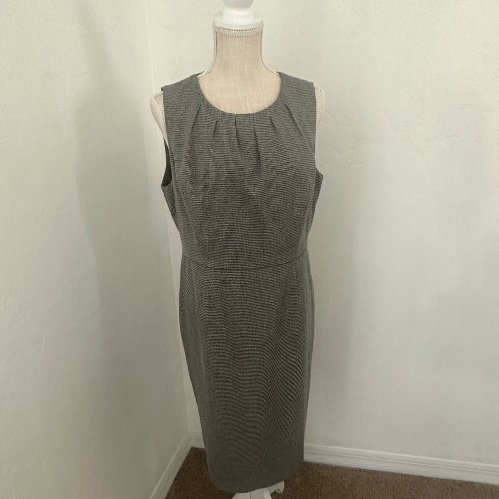 Black and white plaid professional midi dress size 12 banana republic